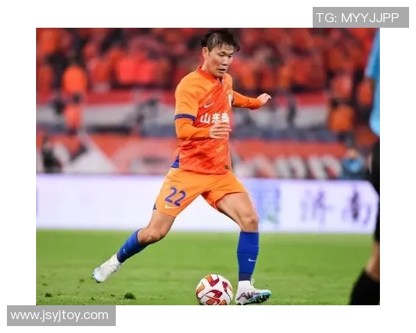 足球明星是否已经踏上中国湖南的土地引发球迷热议