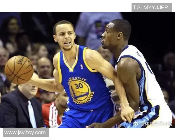 阿伦足球明星的名字盘点与他们的辉煌成就解析 阿伦足球明星的名字盘点与他们的辉煌成就解析